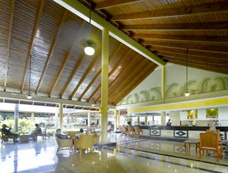 Lobby Bar Guayacán - Grand Palladium Palace Resort Spa and Casino - All Inclusive Lobby Bar Guayacán - Grand Palladium Palace Resort Spa and Casino - All Inclusive