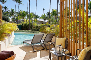 Beachside Swim Up Junior Suite at Grand Palladium Palace